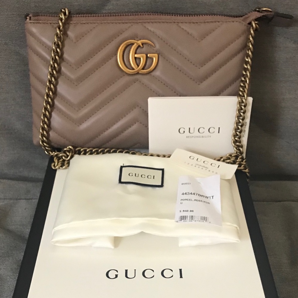 SOLD🔥PRICE REDUCED🔥Gucci Mini Chain bag